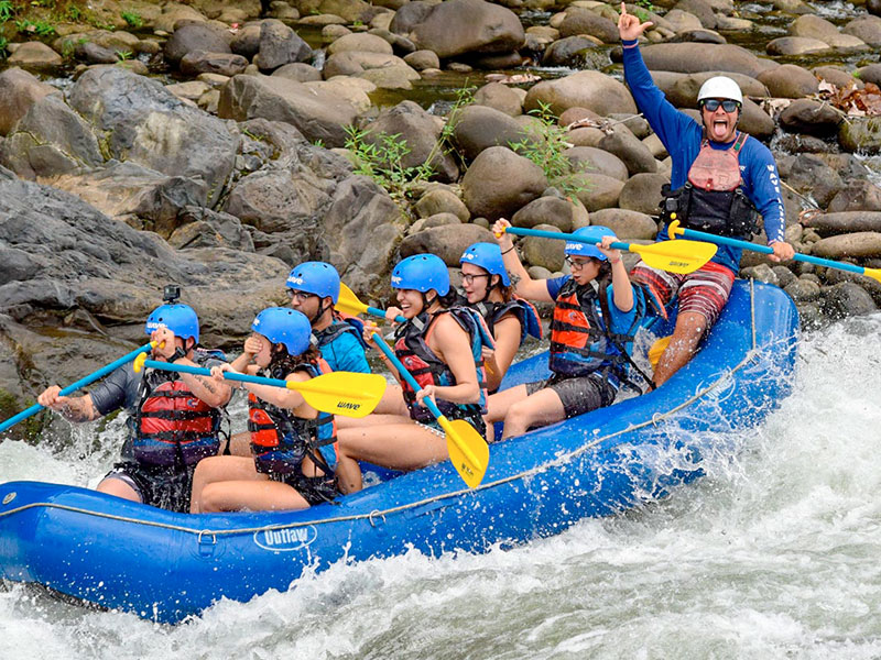 White-Water-Rafting-at-Balsa-River-Class-II-III-4